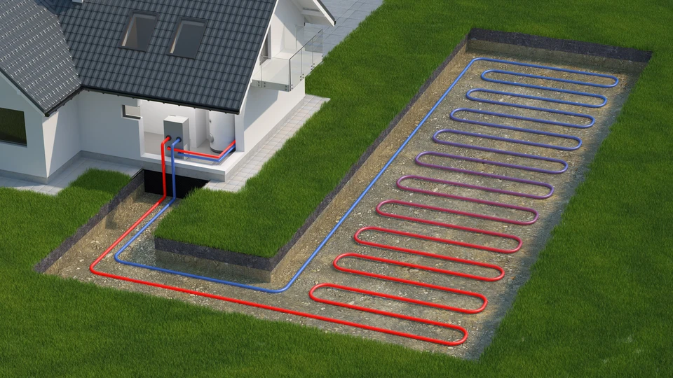 Scène extérieure résidentielle avec maison moderne à toit d'ardoise et système géothermique enterré dans jardin gazonné